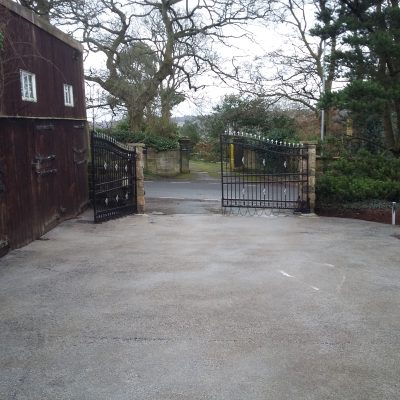 professionally cleaned driveway